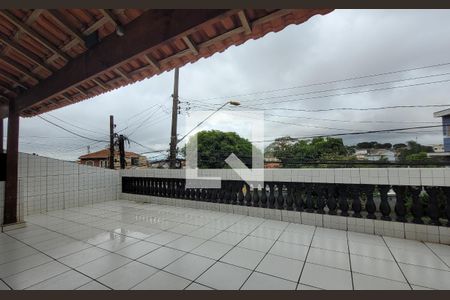 Varanda - Casa 1 de casa à venda com 6 quartos, 300m² em Parque das Nações, Santo André