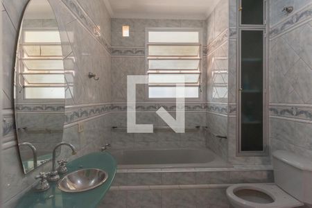 Apartamento à venda com 143m², 4 quartos e sem vagaBanheiro