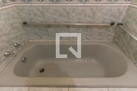 Apartamento à venda com 143m², 4 quartos e sem vagaBanheiro