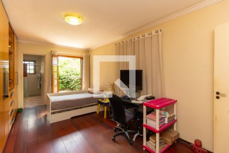 Casa à venda com 300m², 3 quartos e 3 vagasSuíte