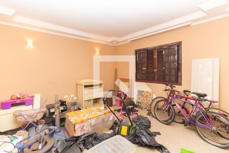 Casa à venda com 300m², 3 quartos e 3 vagasEdícula - Quarto 