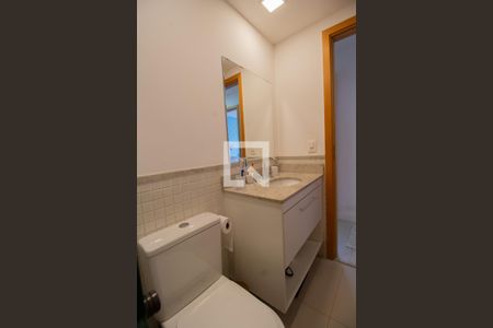 Apartamento para alugar com 142m², 2 quartos e 2 vagas Apartamento para alugar com 142m², 2 quartos e 2 vagasBanheiro 2