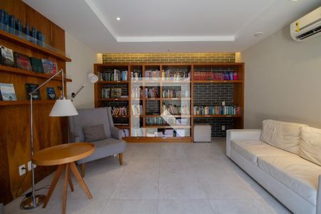 Apartamento para alugar com 142m², 2 quartos e 2 vagas Apartamento para alugar com 142m², 2 quartos e 2 vagasSala de Leitura