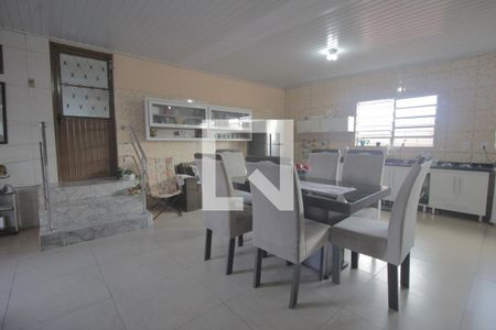 Casa à venda com 300m², 2 quartos e 1 vagaCozinha