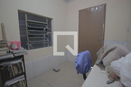 Casa à venda com 300m², 2 quartos e 1 vagaDepósito