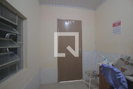 Casa à venda com 300m², 2 quartos e 1 vagaDepósito