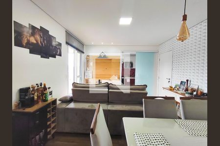 Sala de apartamento à venda com 3 quartos, 62m² em Vila Camilopolis, Santo André