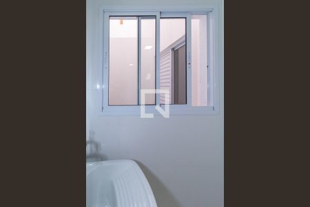 Área de Serviço de apartamento para alugar com 1 quarto, 28m² em Vila Alpina, São Paulo