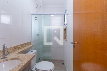 Banheiro de apartamento para alugar com 1 quarto, 28m² em Vila Alpina, São Paulo