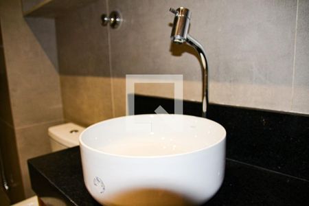 Apartamento à venda com 50m², 2 quartos e 1 vaga Apartamento à venda com 50m², 2 quartos e 1 vagaBanheiro