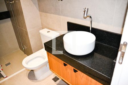 Apartamento à venda com 50m², 2 quartos e 1 vaga Apartamento à venda com 50m², 2 quartos e 1 vagaBanheiro