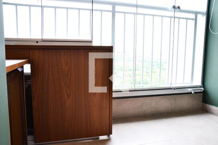 Apartamento à venda com 50m², 2 quartos e 1 vaga Apartamento à venda com 50m², 2 quartos e 1 vagaVaranda