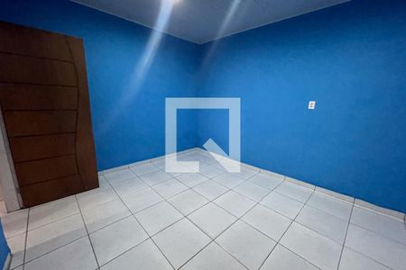 Sala de casa para alugar com 1 quarto, 20m² em Jardim das Oliveiras, Duque de Caxias