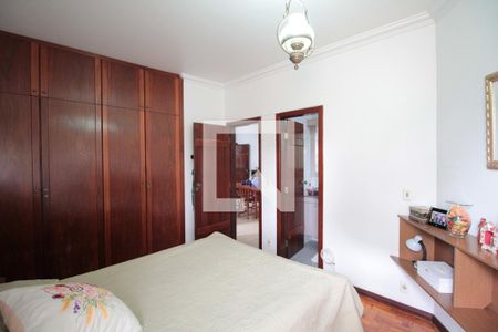Suite de casa à venda com 6 quartos, 355m² em Paquetá, Belo Horizonte