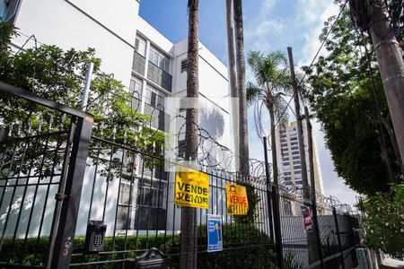 Fachada de apartamento para alugar com 2 quartos, 56m² em Jardim Brasil (zona Sul), São Paulo