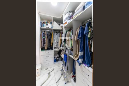 Closet da suíte de casa à venda com 2 quartos, 191m² em Engenho do Mato, Niterói