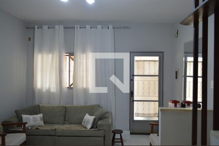 Sala de casa à venda com 2 quartos, 84m² em Vila Dom Pedro I, São Paulo