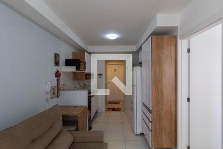 Sala e Cozinha Integrada  de apartamento à venda com 1 quarto, 27m² em Vila Ré, São Paulo