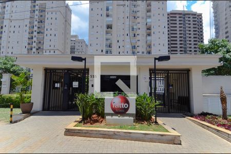 Apartamento para alugar com 68m², 3 quartos e 1 vagaFachada do Condomínio