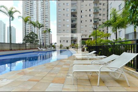 Apartamento para alugar com 68m², 3 quartos e 1 vagaÁrea comum - Piscina