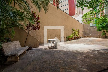 Apartamento para alugar com 112m², 3 quartos e sem vaga Apartamento para alugar com 112m², 3 quartos e sem vagaÁrea Comum - Pátio