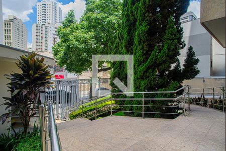 Apartamento para alugar com 112m², 3 quartos e sem vaga Apartamento para alugar com 112m², 3 quartos e sem vagaÁrea Comum - Entrada do prédio