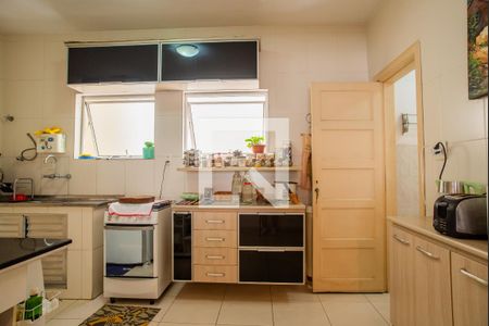 Apartamento para alugar com 112m², 3 quartos e sem vaga Apartamento para alugar com 112m², 3 quartos e sem vagaCozinha