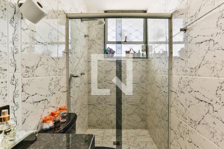 Casa à venda com 160m², 4 quartos e 5 vagas Casa à venda com 160m², 4 quartos e 5 vagasBanheiro 2