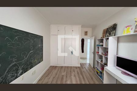 Apartamento à venda com 251m², 5 quartos e 2 vagasQuarto 1