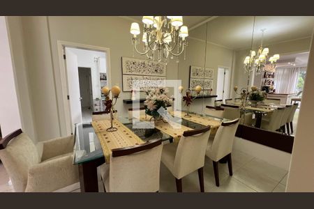 Apartamento à venda com 251m², 5 quartos e 2 vagasSala de Jantar