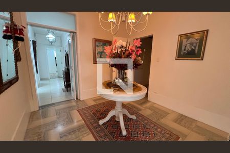 Hall de entrada de apartamento à venda com 5 quartos, 251m² em Jardim Paulista, São Paulo