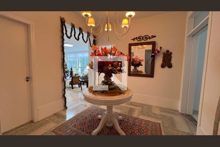 Hall de entrada de apartamento à venda com 5 quartos, 251m² em Jardim Paulista, São Paulo