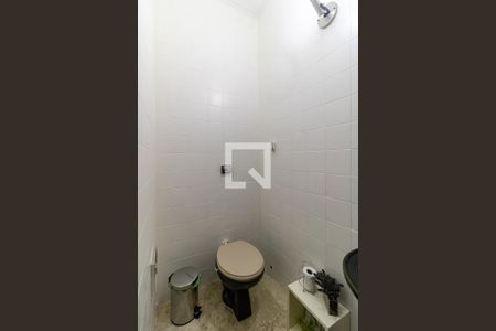 Casa à venda com 400m², 3 quartos e 5 vagasLavabo