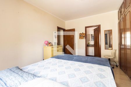 Casa à venda com 400m², 3 quartos e 5 vagasSuíte 1