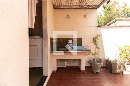 Casa à venda com 400m², 3 quartos e 5 vagasLavanderia