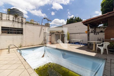 Casa à venda com 400m², 3 quartos e 5 vagasÁrea da Piscina 