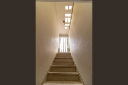 Casa à venda com 400m², 3 quartos e 5 vagasEscada 