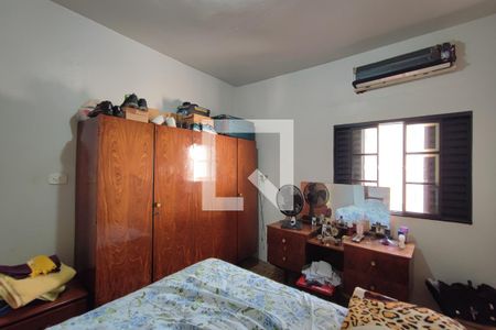 Quarto 2 de casa à venda com 2 quartos, 121m² em Jardim Interlagos, Campinas