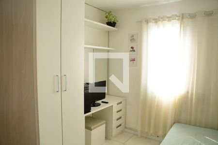 Quarto de apartamento para alugar com 3 quartos, 64m² em Granja Viana, Cotia
