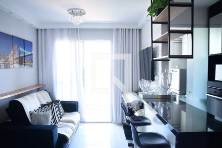 Sala de apartamento para alugar com 3 quartos, 64m² em Granja Viana, Cotia