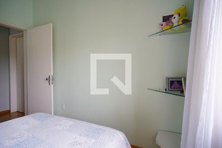 Casa à venda com 220m², 3 quartos e 4 vagasQuarto 2