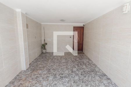 Casa à venda com 125m², 3 quartos e 1 vaga Casa à venda com 125m², 3 quartos e 1 vagaFachada e Garagem
