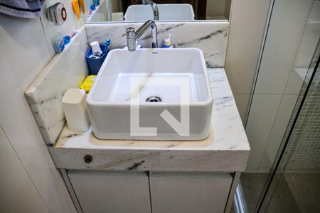 Casa à venda com 288m², 3 quartos e 4 vagas