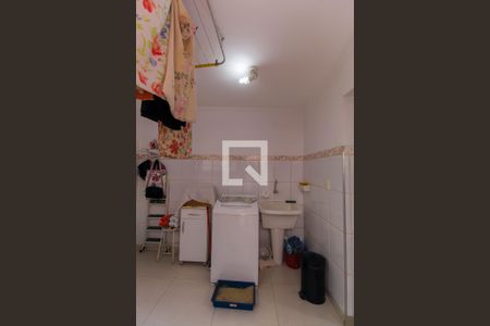 Casa à venda com 144m², 3 quartos e 1 vaga Casa à venda com 144m², 3 quartos e 1 vagaÁrea de Serviço