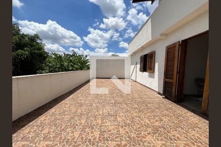 Casa à venda com 330m², 3 quartos e 3 vagasSacada