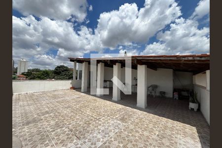 Casa à venda com 330m², 3 quartos e 3 vagasTerraço