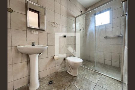 Casa à venda com 330m², 3 quartos e 3 vagasBanheiro da Suíte 3