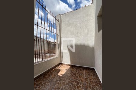 Casa à venda com 330m², 3 quartos e 3 vagasVaranda da Suíte 1