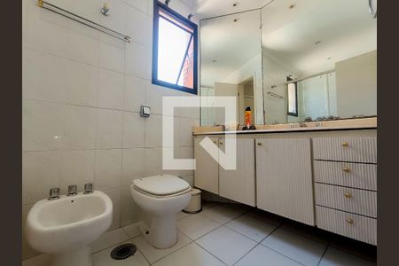 Apartamento para alugar com 178m², 3 quartos e 3 vagasBanheiro da Suíte 3