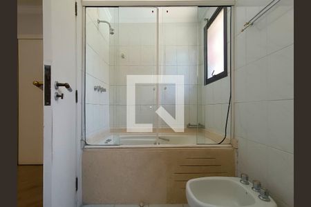 Apartamento para alugar com 178m², 3 quartos e 3 vagasBanheiro da Suíte 3